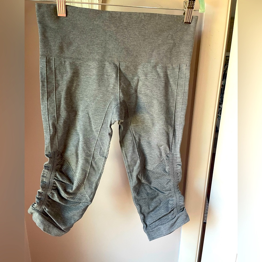 Lululemon Ruched Shorts Size 6